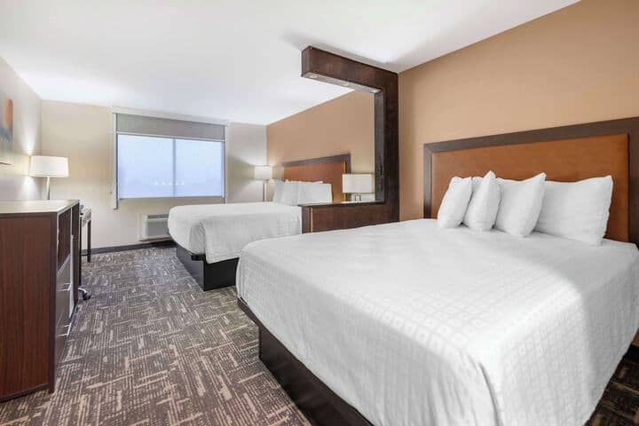 Room 6 of 41
