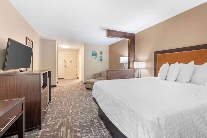 Room 15 of 41